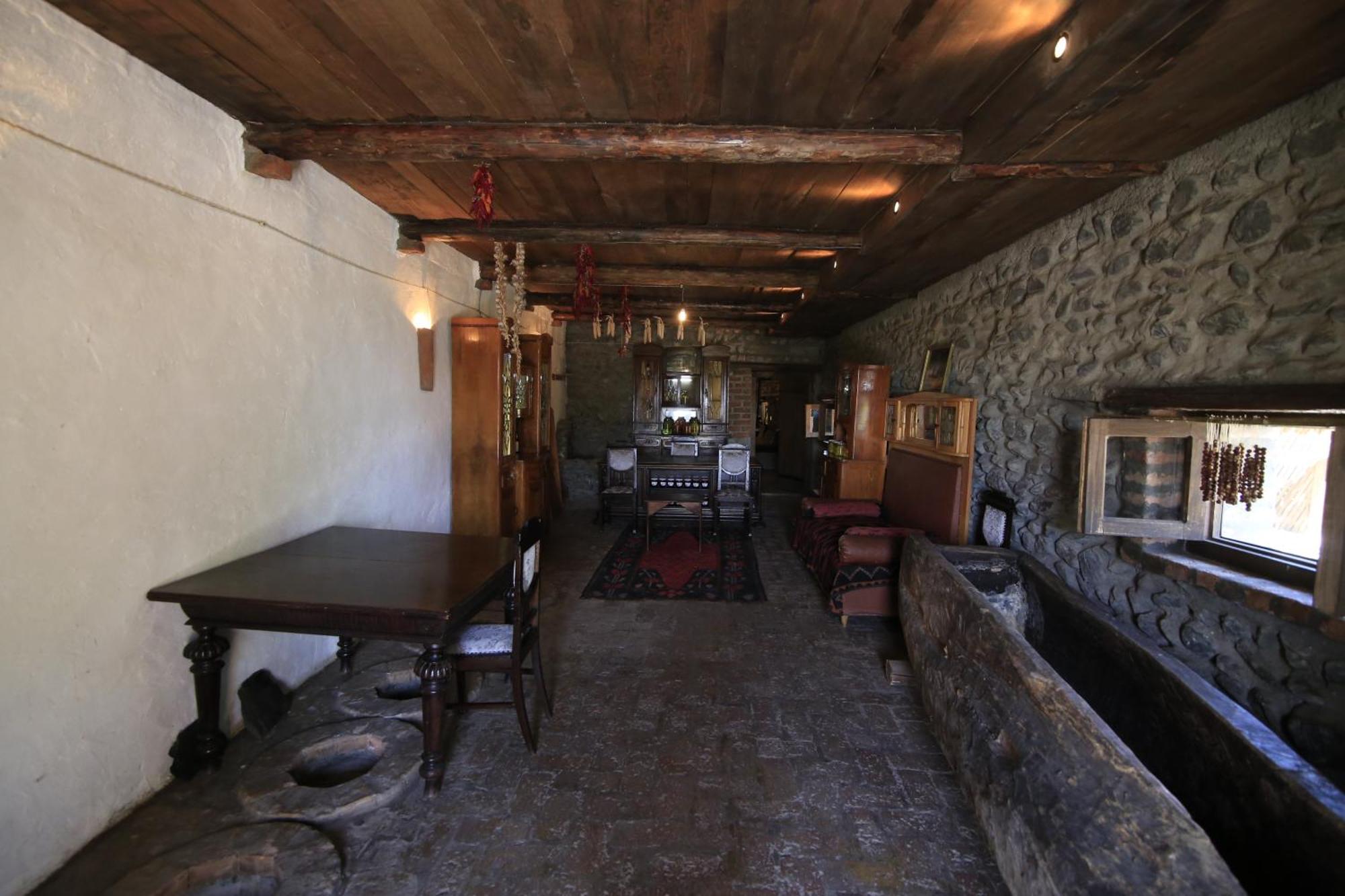 Chateau Bruale Tkhilistskaro Exterior foto